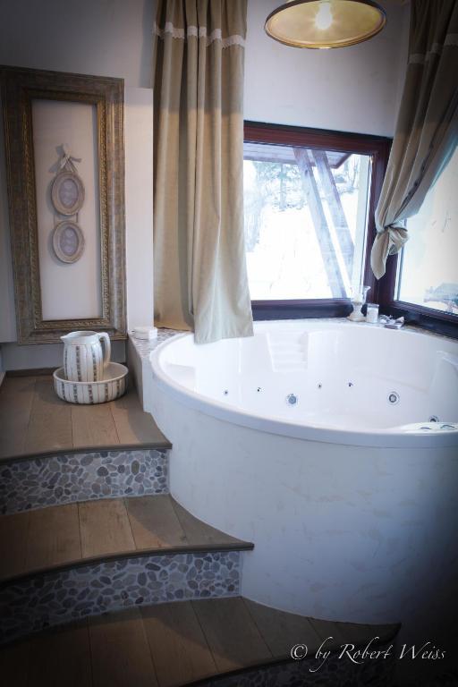 Pensiunea Vlahia Inn Moeciu De Sus Kamer foto